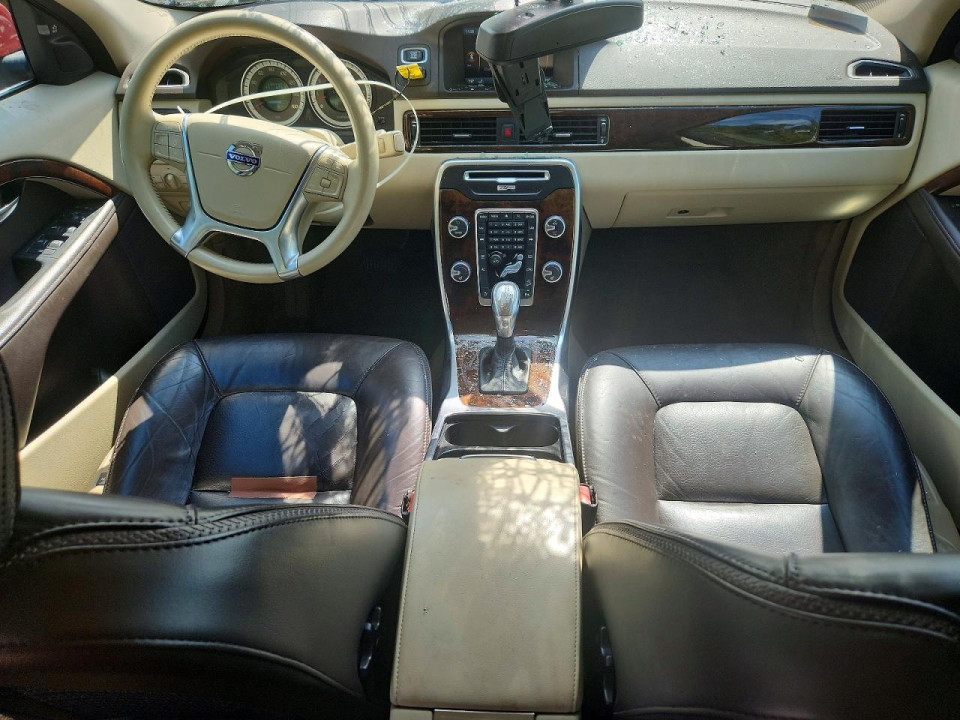 Volvo XC70 2013 — Copart