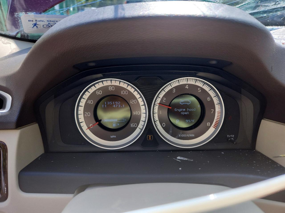 Volvo XC70 2013 — Copart