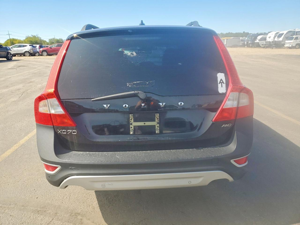 Volvo XC70 2012 — Copart
