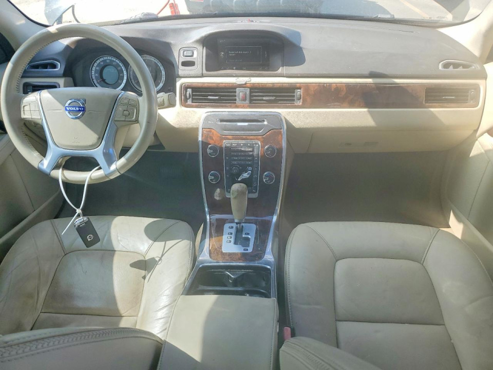 Volvo XC70 2012 — Copart