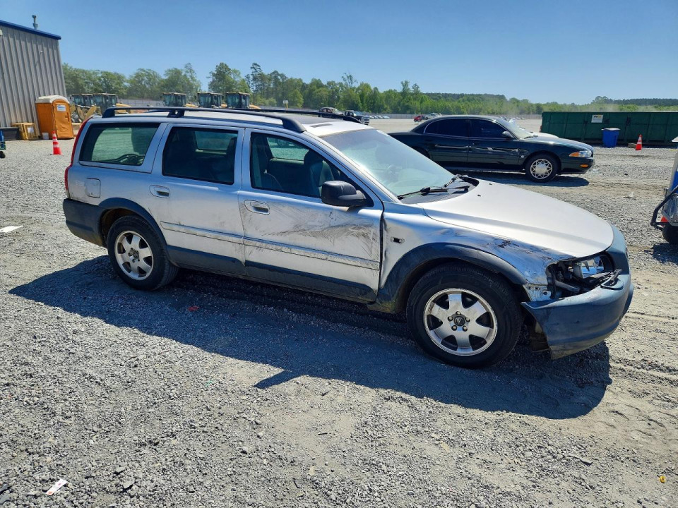 Volvo XC70 2003 — Copart