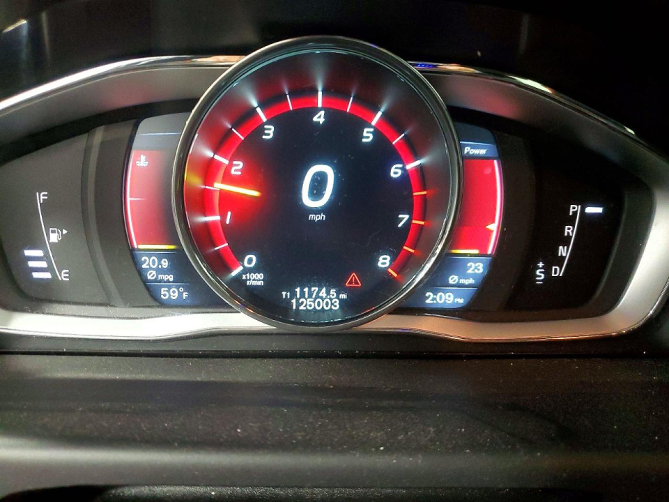 Volvo XC70 2015 — Copart