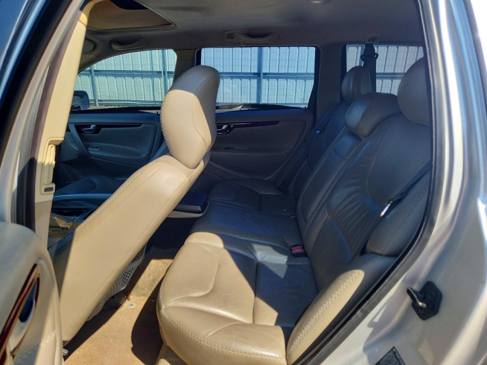 Volvo XC70 2004 — Copart