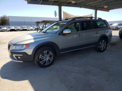 Volvo XC70 2015
