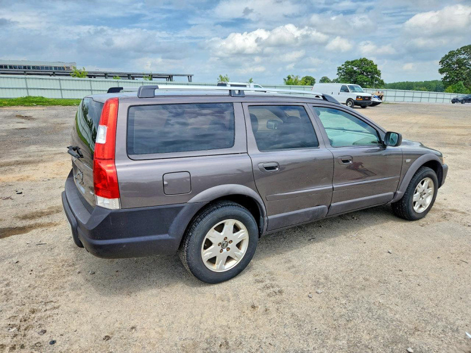 Volvo XC70 2005 — Copart