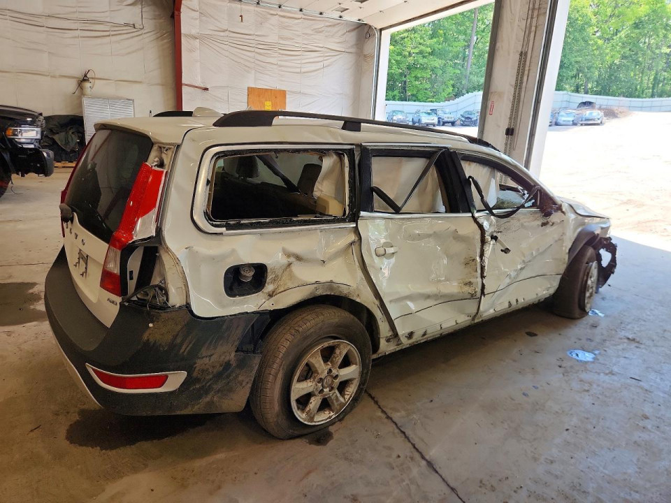 Volvo XC70 2011 — Copart