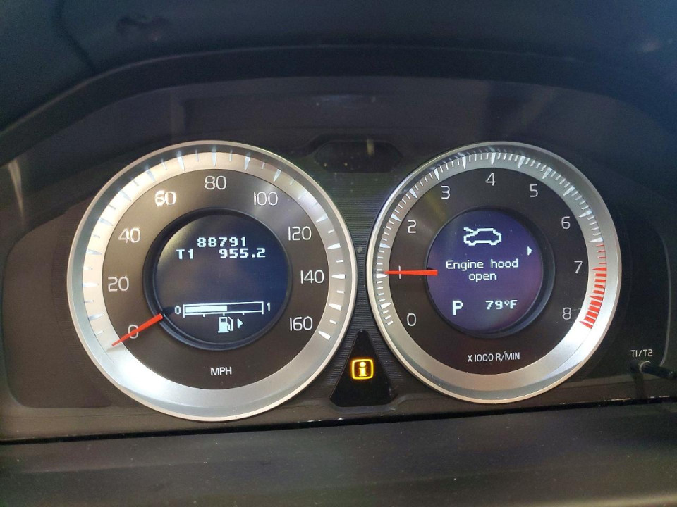 Volvo XC70 2013 — Copart