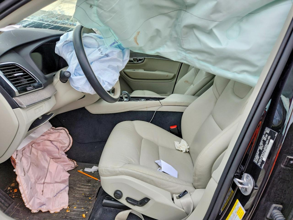 Volvo XC90 PLUS 2024 — Copart
