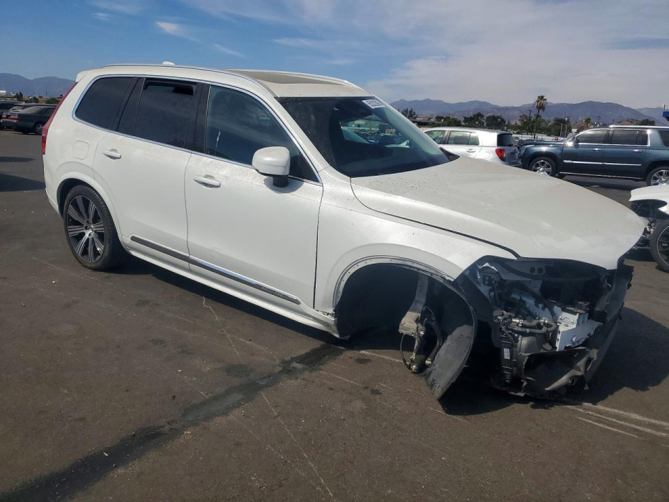 Volvo XC90 PLUS 2024 — Copart