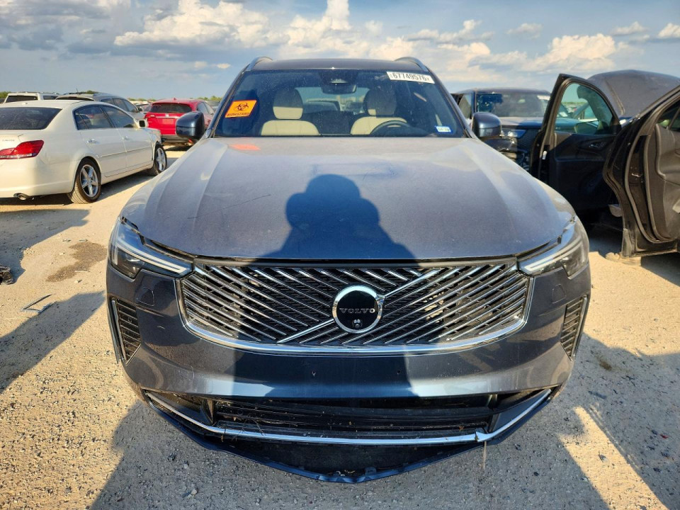 Volvo XC90 PLUS 2026 — Copart