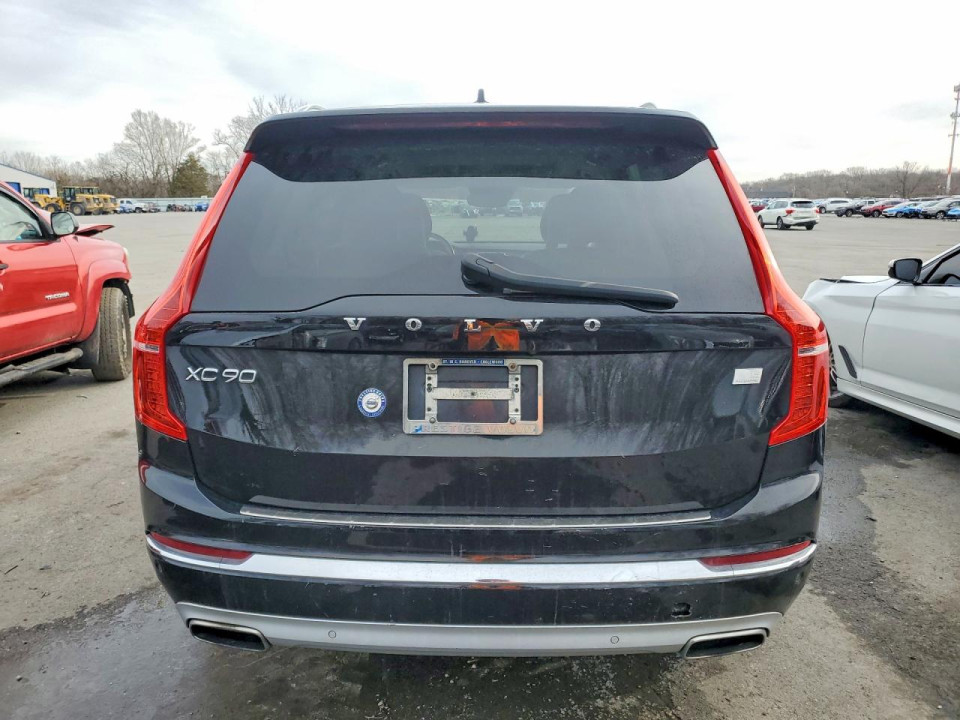 Volvo XC90 T8 RECHARGE MOMENTUM 2021 — Copart