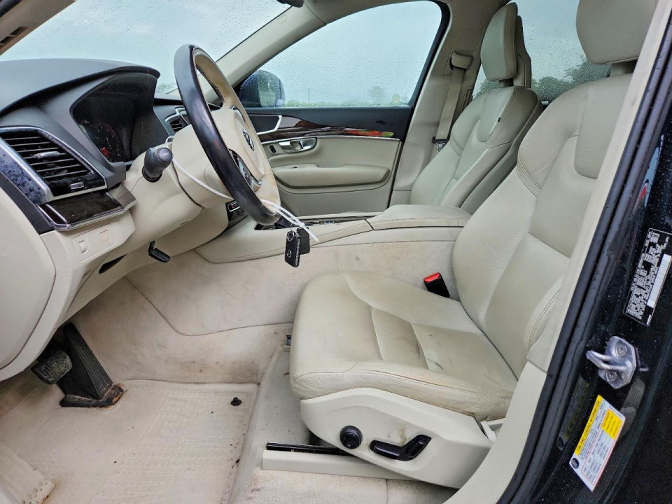Volvo XC90 2016 — Copart