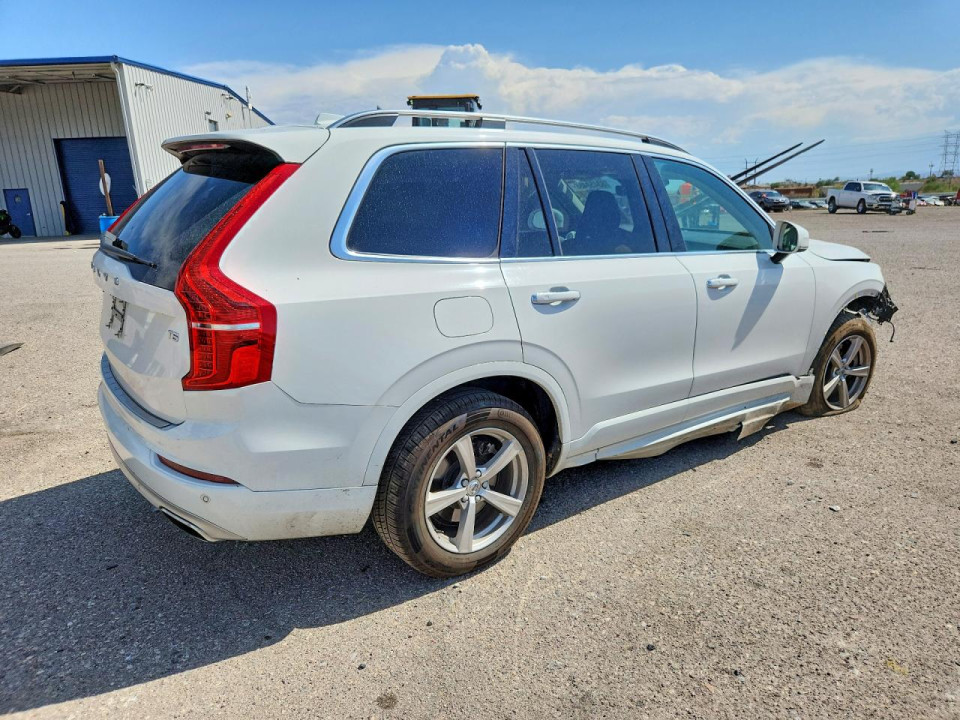 Volvo XC90 2017 — Copart