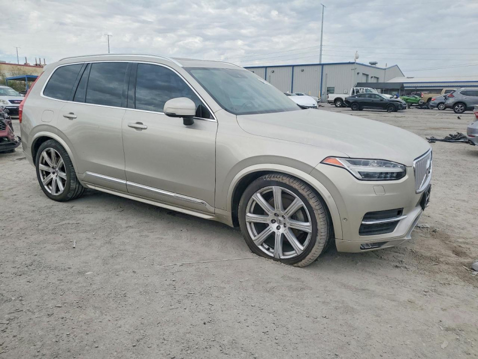 Volvo XC90 2018 — Copart