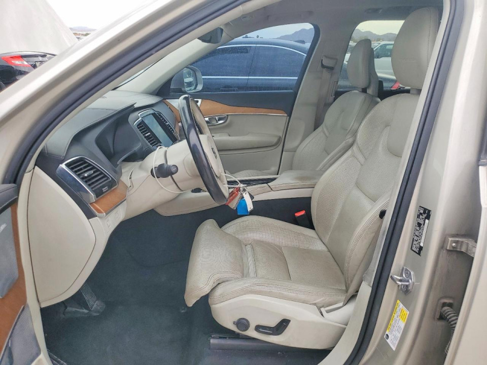 Volvo XC90 2018 — Copart