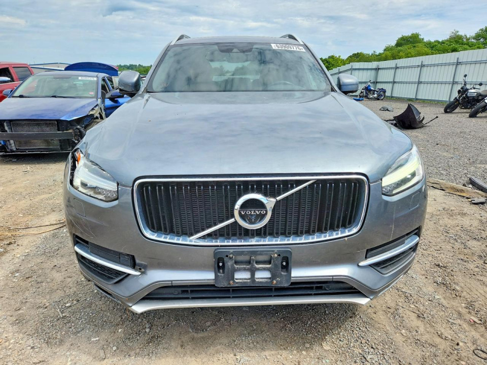 Volvo XC90 2018 — Copart