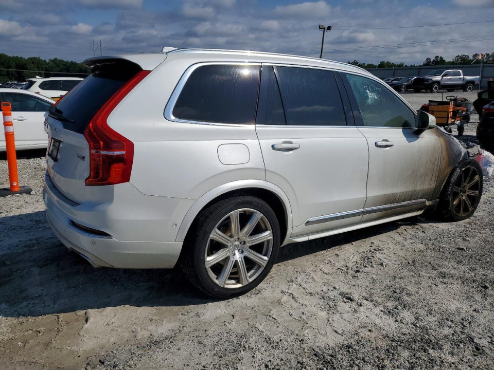 Volvo XC90 2017 — Copart