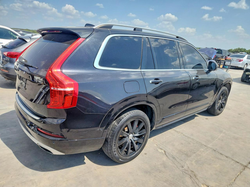 Volvo XC90 2017 — Copart