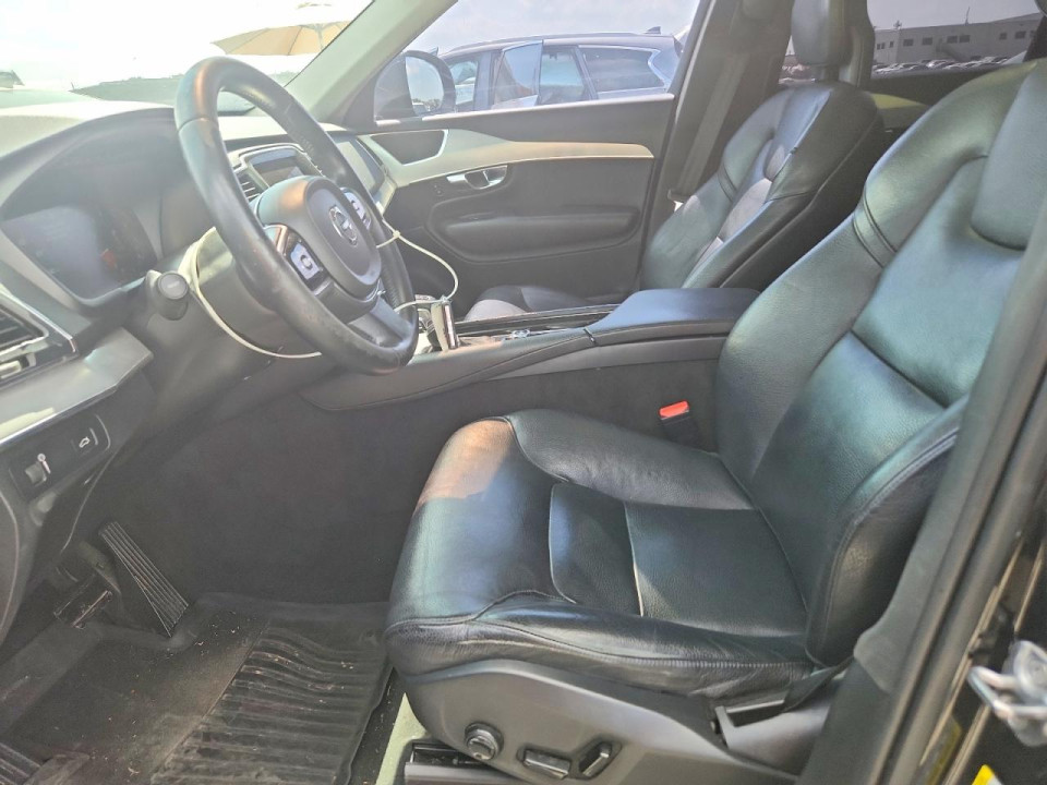Volvo XC90 2017 — Copart