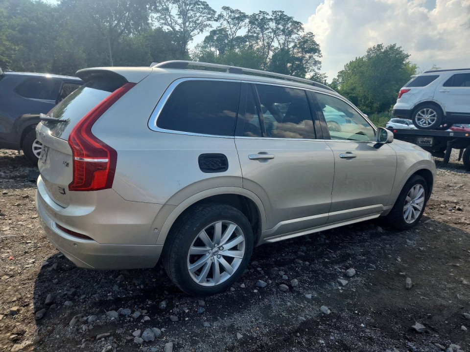 Volvo XC90 2016 — Copart