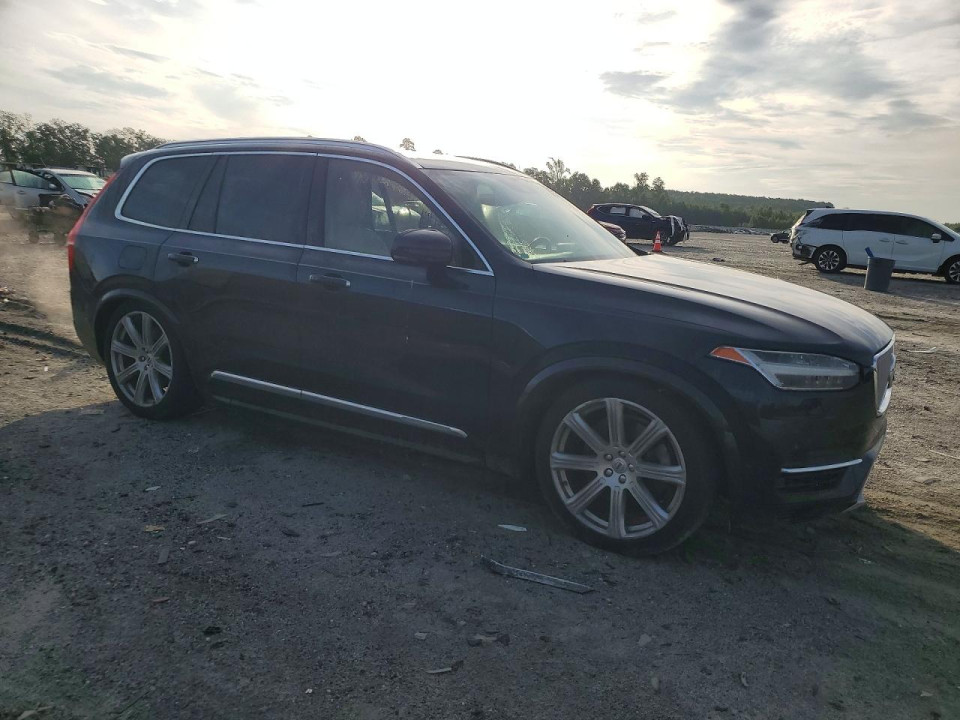 Volvo XC90 2016 — Copart