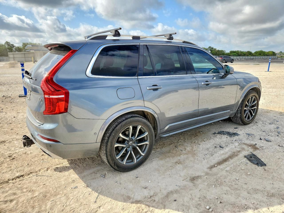 Volvo XC90 2017 — Copart