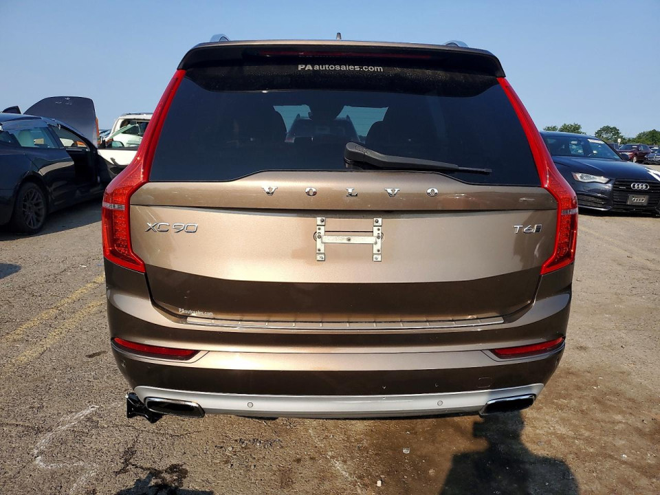 Volvo XC90 2017 — Copart