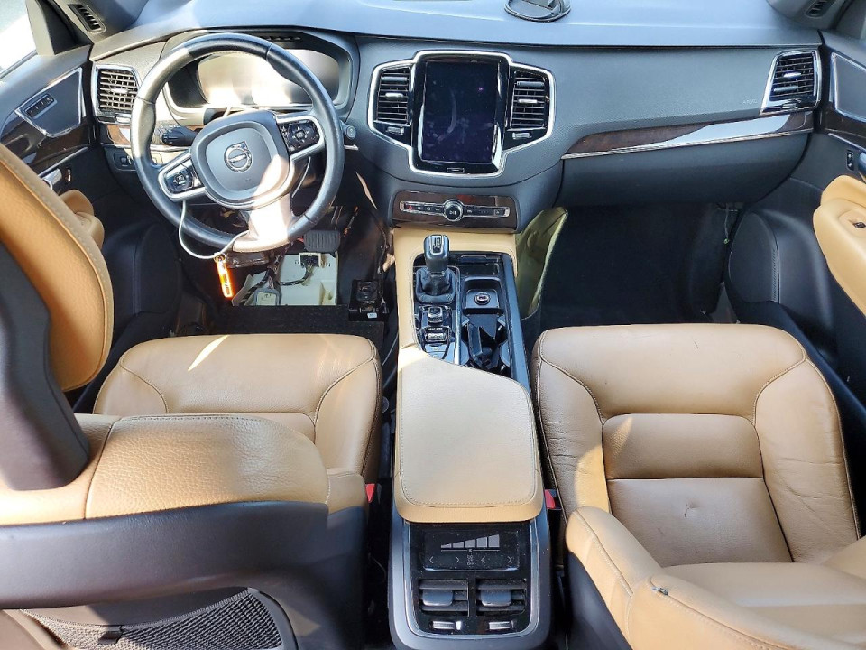 Volvo XC90 2017 — Copart