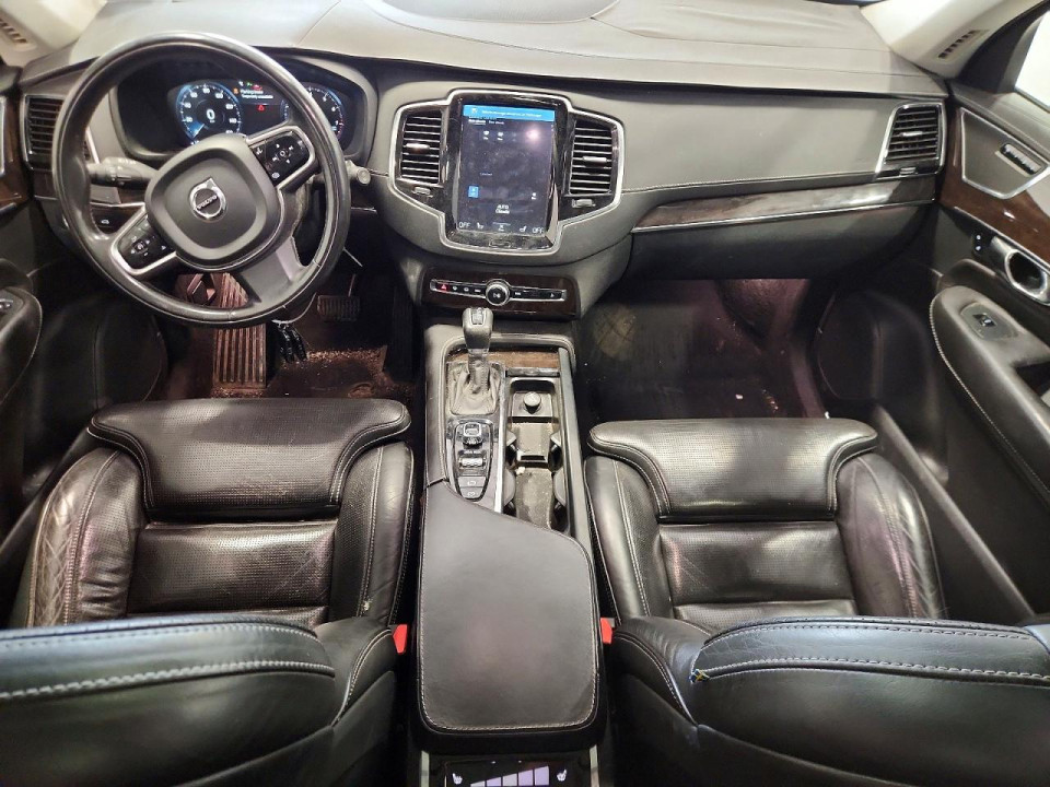 Volvo XC90 2017 — Copart