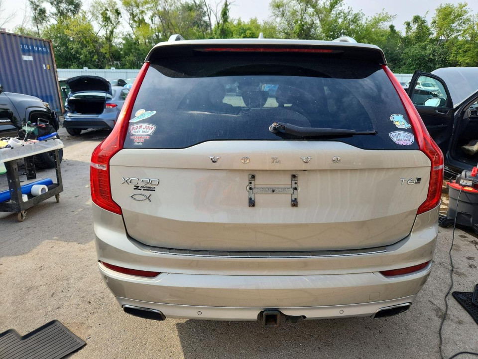 Volvo XC90 2016 — Copart