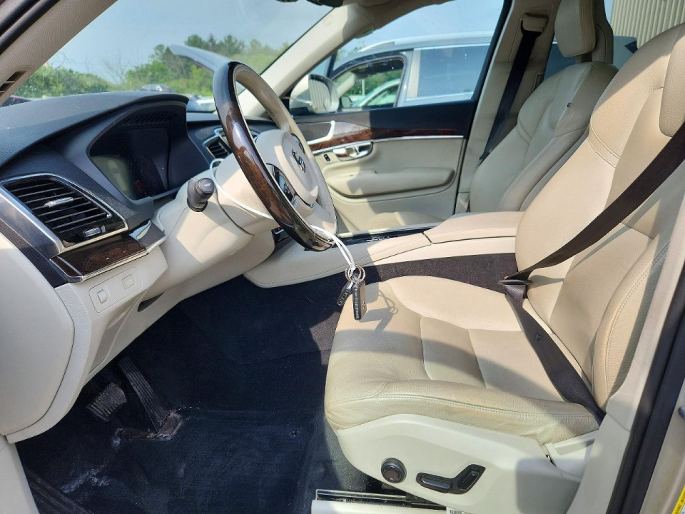 Volvo XC90 2016 — Copart