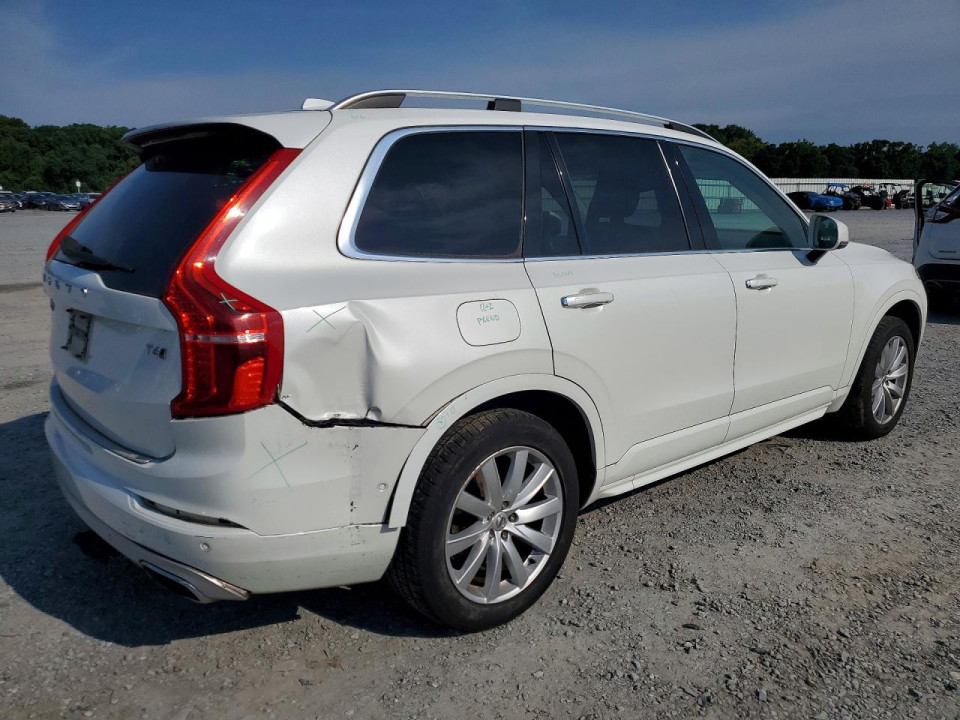 Volvo XC90 2017 — Copart