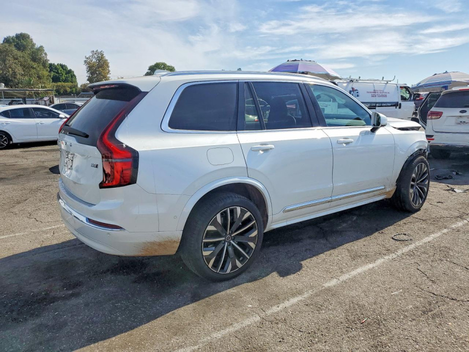 Volvo XC90 2025 — Copart