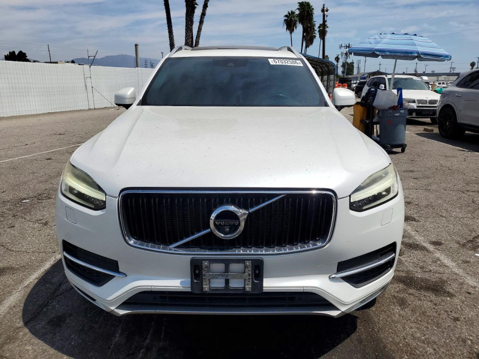 Volvo XC90 2017 — Copart