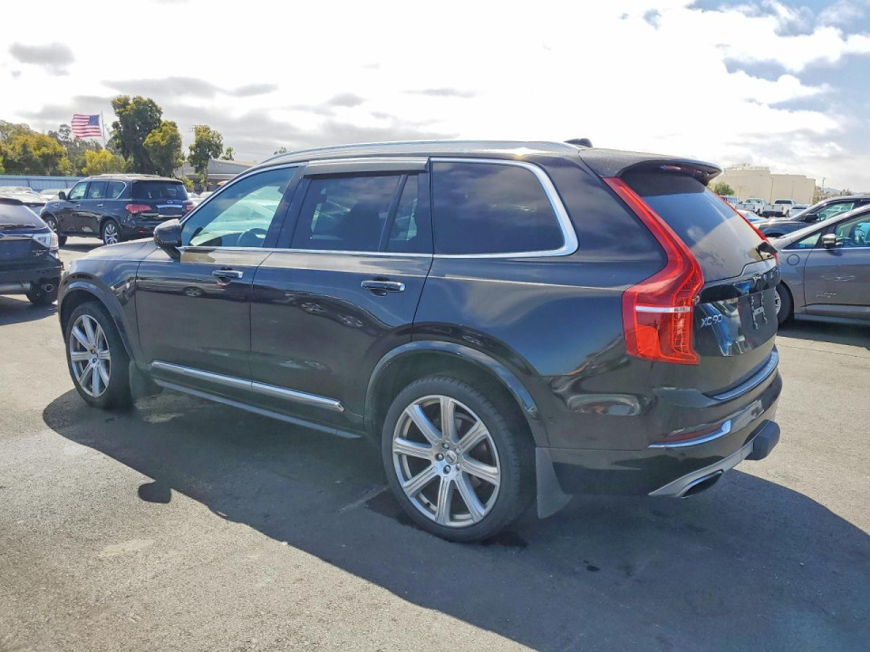 Volvo XC90 2017 — Copart