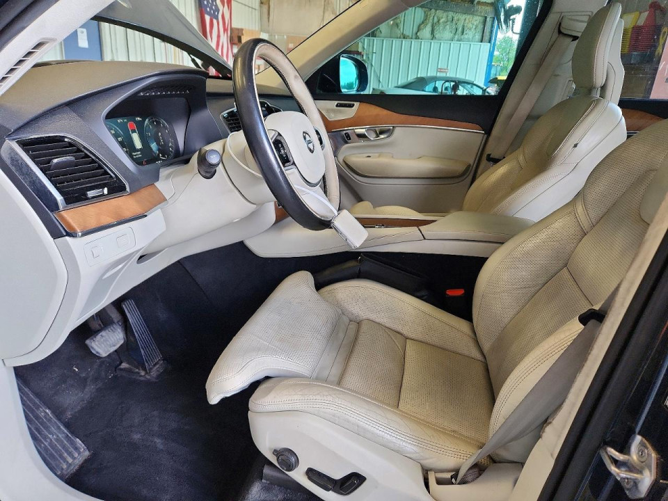 Volvo XC90 2018 — Copart
