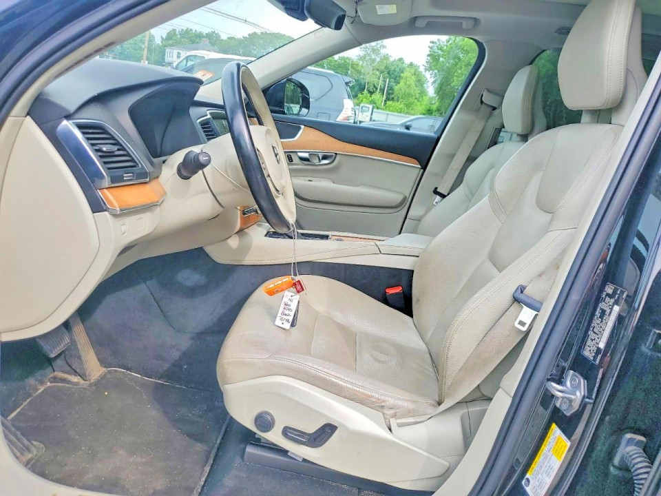Volvo XC90 2021 — Copart