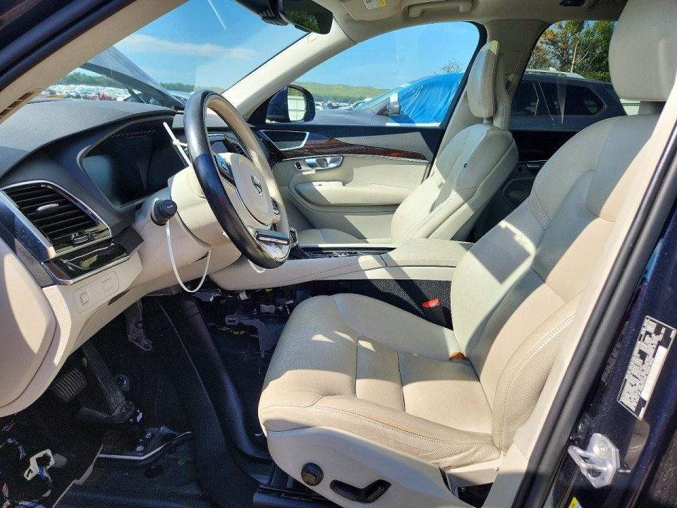 Volvo XC90 2017 — Copart