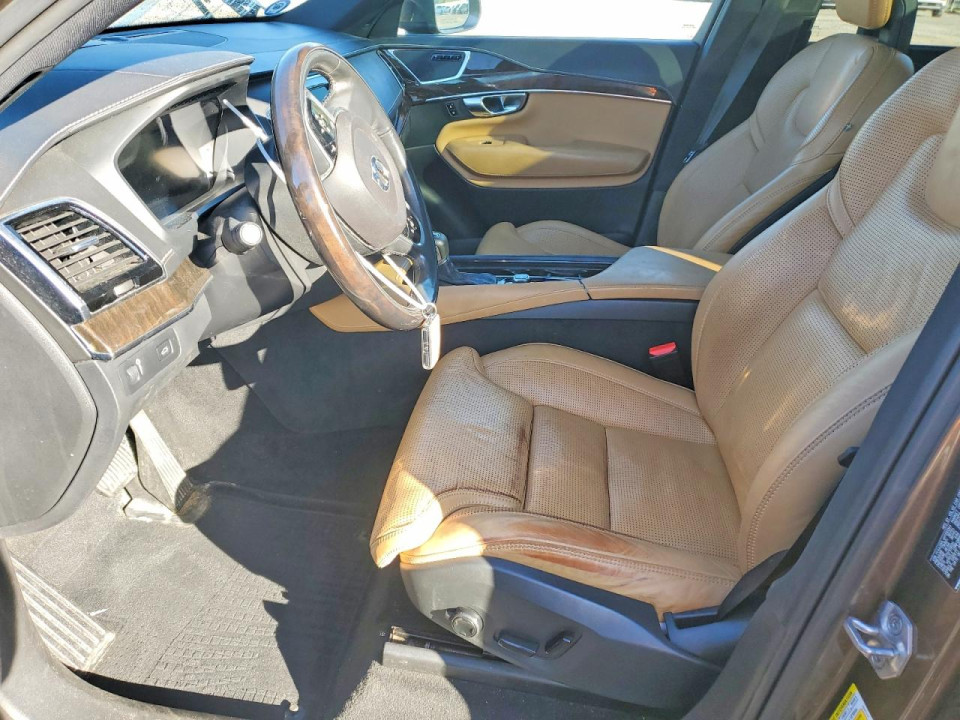 Volvo XC90 2017 — Copart