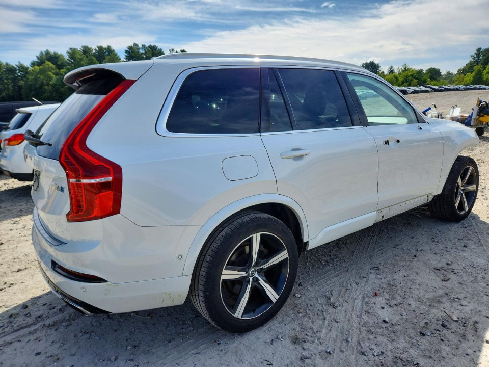 Volvo XC90 2017 — Copart