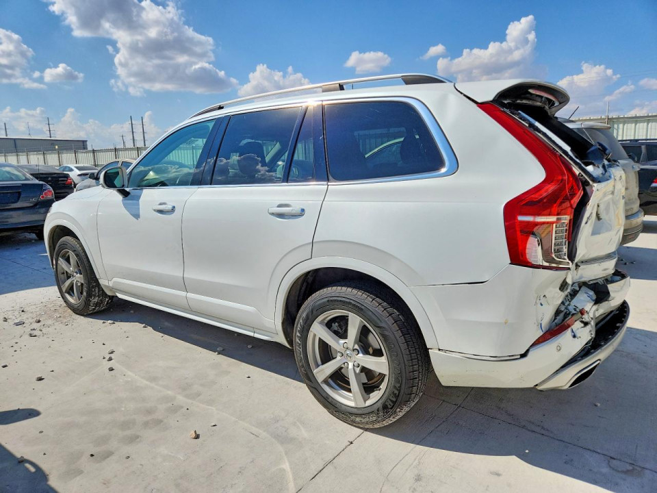 Volvo XC90 2017 — Copart