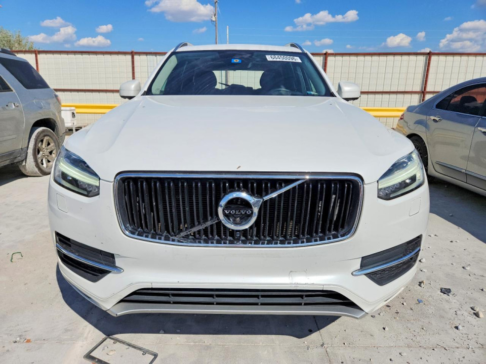 Volvo XC90 2017 — Copart