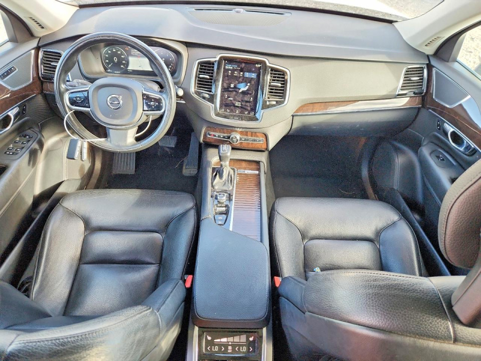 Volvo XC90 2016 — Copart