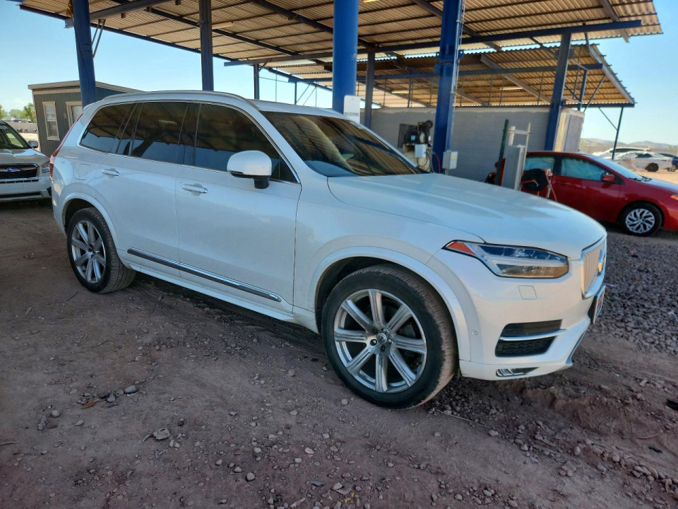 Volvo XC90 2017 — Copart