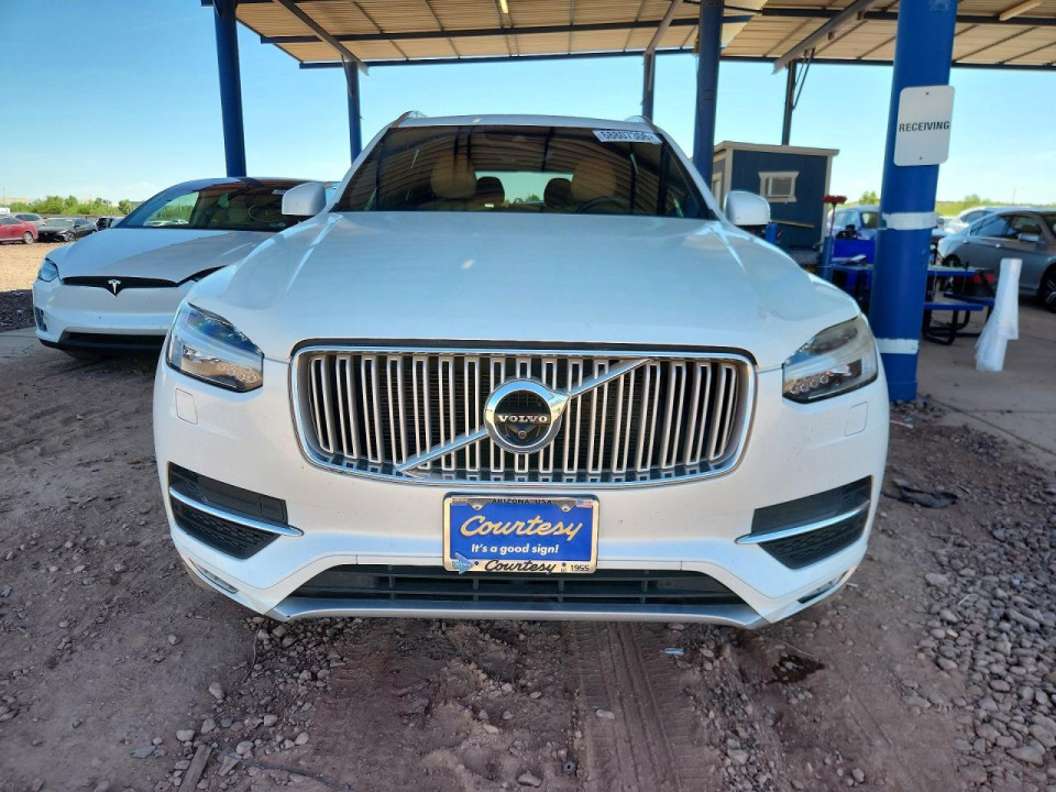 Volvo XC90 2017 — Copart