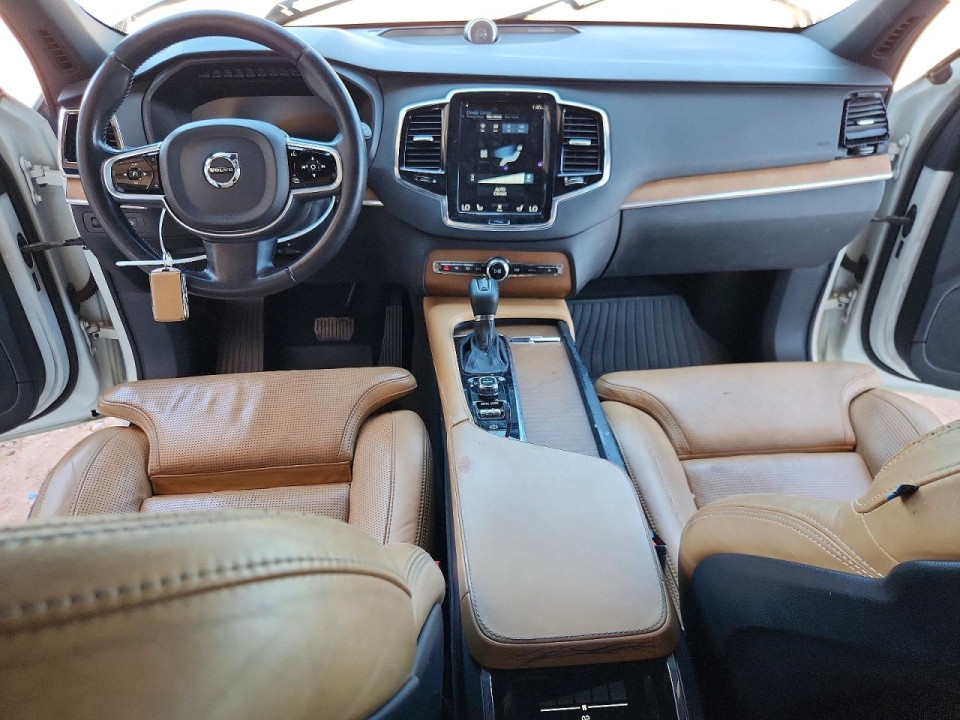 Volvo XC90 2017 — Copart