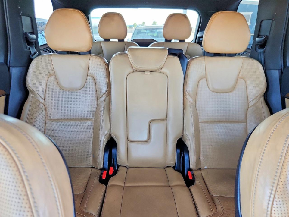 Volvo XC90 2017 — Copart