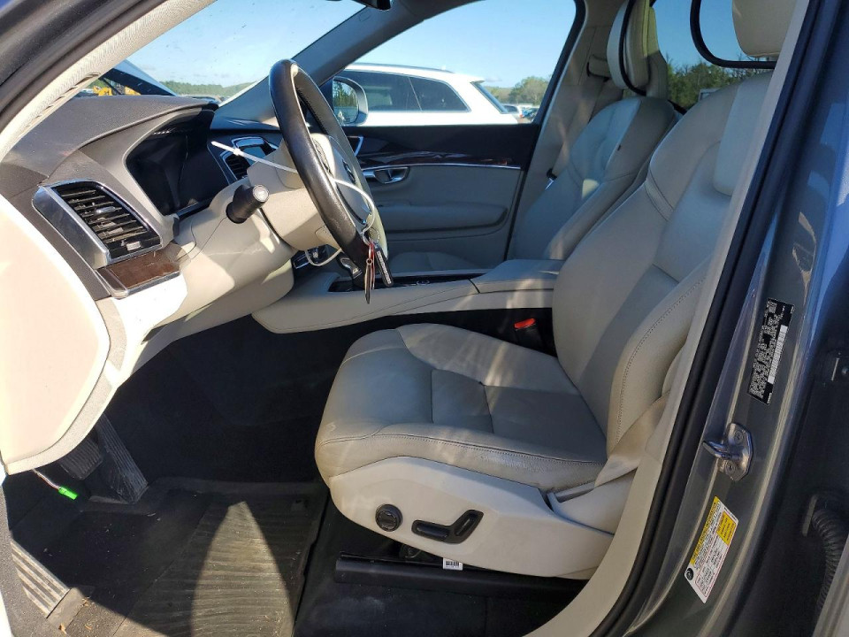 Volvo XC90 2017 — Copart