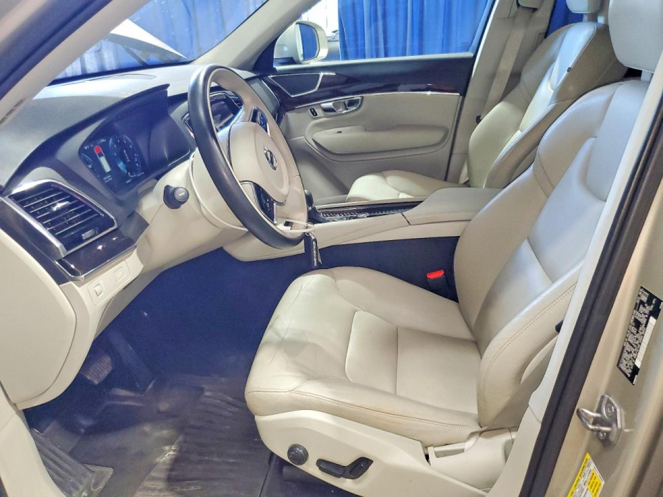 Volvo XC90 2017 — Copart