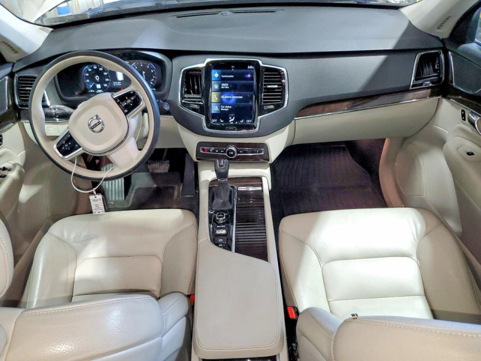 Volvo XC90 2017 — Copart